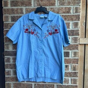 Bobby Brooks size 18/20 women’s Patriotic short sleeve button down shirt